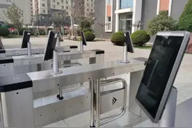银川一小学装人脸识别系统引热议，专家：需家长书面确认同意图片