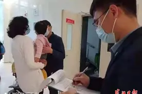 武汉儿童医院58名医护人员陪患者“沉浸式看病”找“瑕疵”图片