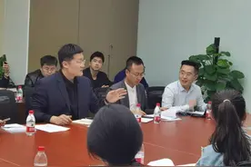 华为济南创新中心在科金大厦成功举办首场区级政策宣讲会 助力企业数字化转型升级图片