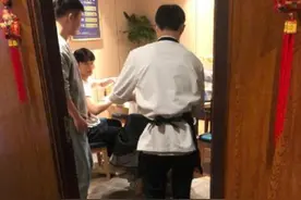 井柏然李荣浩相约吃火锅被偶遇 网友：这是什么样的神奇交集？图片