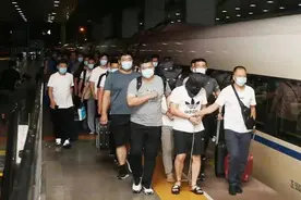 山东抓获跨境赌博犯罪嫌疑人5492人，公安机关发布相关重大在逃犯罪嫌疑人信息图片