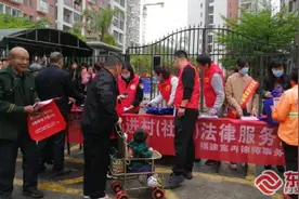莆田城厢区龙桥司法所开展法律顾问进村（社区）法律服务活动图片
