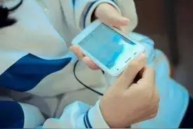 警惕！电信诈骗瞄向未成年 家长务必保管好支付密码图片