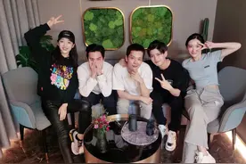 杨洋任嘉伦等为徐海乔庆生 帅哥美女同框超养眼图片