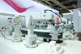 ABB又获奖了！目前中国区域销售的95%机器人都来自浦东工厂图片