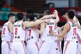 CBA季后赛12进8争夺结束 国内球员不断涌现扛起各队大旗图片
