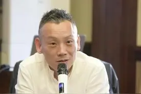 书香门地副总裁顾环：专注地板品类 以三大板块开拓不同市场图片