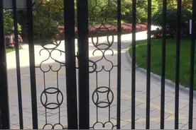 关注消防通道｜“消失”的消防通道，你家小区有吗？人车分流的小区，怎样保证消防安全？图片