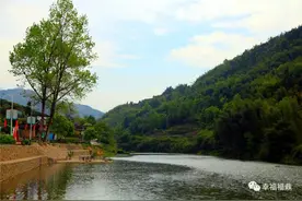 深山藏“璞玉”，楮楼景正佳！图片