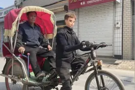 河北这位修车师傅火了！发明出机械牛，网友直呼：这个的确牛图片