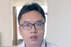 宝宝老吃手，应该怎么办?视频封面