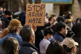 亚裔美国人为不受歧视而改名 仍不受待见图片