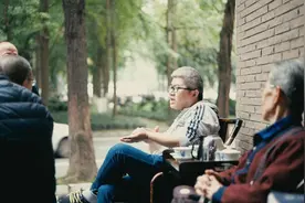 世界读书日丨热爱连环画的硬核大叔们图片
