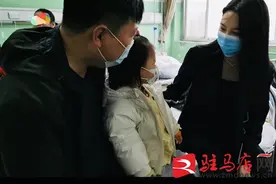 “光腿赤脚爸爸”找到了图片