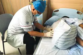 深圳20岁女孩突然半边瘫，一查竟是脑子里有虫图片