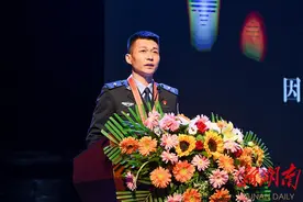 英模风采｜听，这6名政法英模的忠诚之歌图片