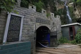 红色之光照亮百年锑都——锡矿山解放图片
