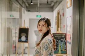 两度失败，倔强的她开了第三家书店图片