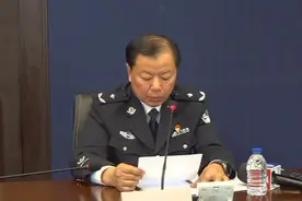 上海南浦大桥、杨浦大桥具体限行边界以现场交通标志为准视频封面
