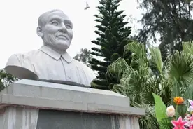 谷文昌的兄弟情图片
