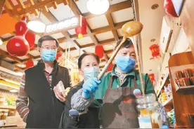 北京老字号一瓶现打“二八酱”，“10万+”人围观图片