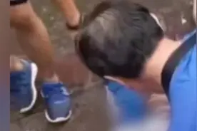 学校附近道路积水，海口一学生疑触电倒地视频封面