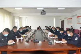 【教育整顿】特警支队走进市委市政府举办教育整顿查纠整改环节征求意见恳谈会图片