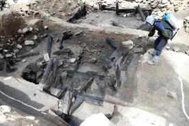 韩国出土1400年前汉字木简 韩媒问：这俩词啥意思？图片