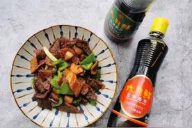 自从学会家乡萝卜干炒五花肉，就没有不想吃饭的时候图片