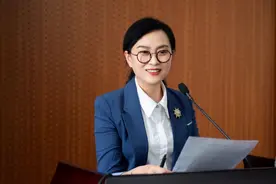 CFCA董事长胡莹：科技风控的稳定性和成熟度决定银行风控自主程度图片