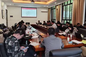 “鲁迅热”再次兴起，今天在大学校园里如何阅读鲁迅图片