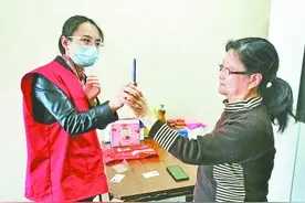 老年证、高龄津贴、退休年审忘了办？不用慌图片