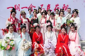 “五月国风行”晒美照视频赢10万大奖 广东汉服爱好者来打卡图片