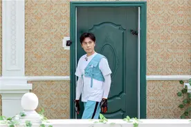 《奔跑吧9》第二期将上线，蔡徐坤秦昊邓紫棋开启鉴宝之旅图片