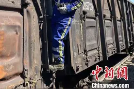 最北铁路女调车员：调车场上有我没上完的课图片