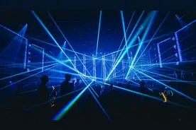 交响乐团LiveShow 长沙酒吧不止喝酒蹦迪也可以玩艺术图片