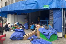 中通快递成都一网点“宠物盲盒”事件续：邮政监管部门正调查图片