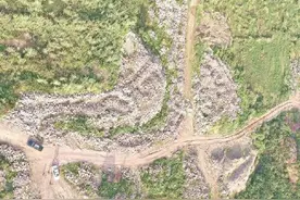 明修塌方路 暗采红石头图片
