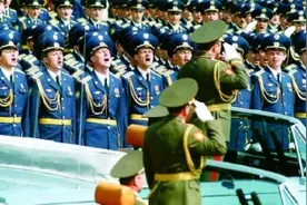 了解红场阅兵掌故，看这里图片