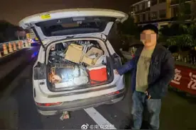 节假日多起车辆私拆座椅变身“小货车”被查处图片