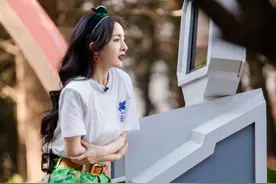 杨幂对“最炫民族风”的执念强烈 果然是洗脑神曲图片