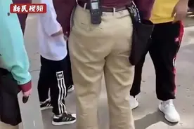 再上热搜！“熊孩子”拳打迪士尼小熊，家长：孩子道歉了，还想怎么样？类似事件多次发生…图片