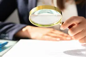 如何看待美国支持豁免新冠疫苗专利保护？专业人士：这并不等于世界上任何制药厂商都可以生产仿制疫苗图片