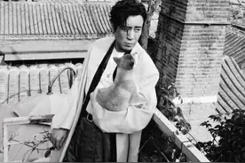 年代感十足！于和伟北京胡同拍摄时尚大片图片