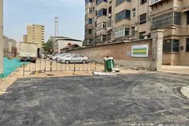 壹点帮办·追踪｜家门口土路一周变柏油路，居民：太感谢你们啦图片