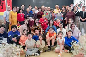 四川乐山102岁老人赴河南为百岁妹妹庆生：三姐妹加起来294岁图片