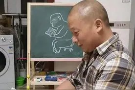 一个中年人非要劝年轻人快乐图片