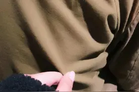 秀恩爱！吴京谢楠庆结婚七周年 两人甜蜜互动感情如初图片