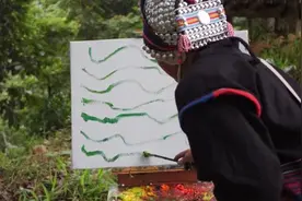 这些偏远山区的老人，用画笔留下的“处女作”图片