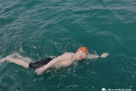 厉害了！鄂尔多斯又一人成功横渡琼州海峡图片